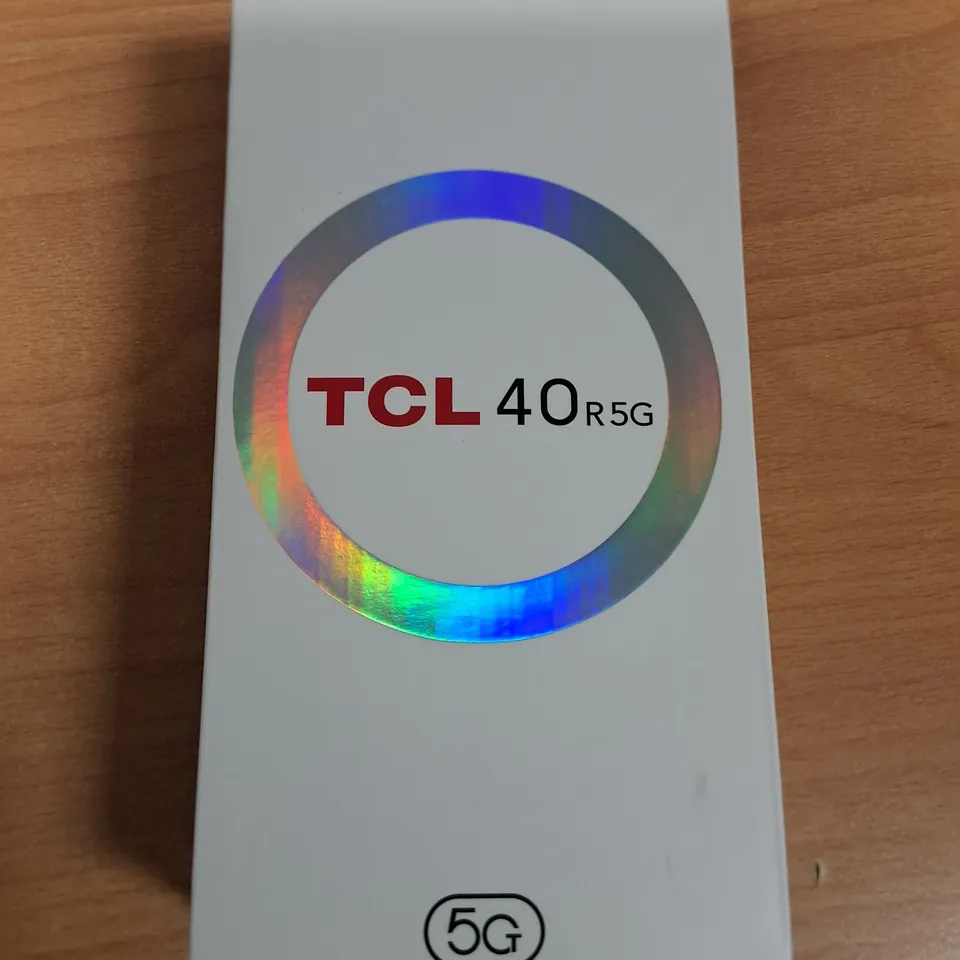 BOXED TCL 40 R5G 64GB IN STARLIGHT BLACK - T771K