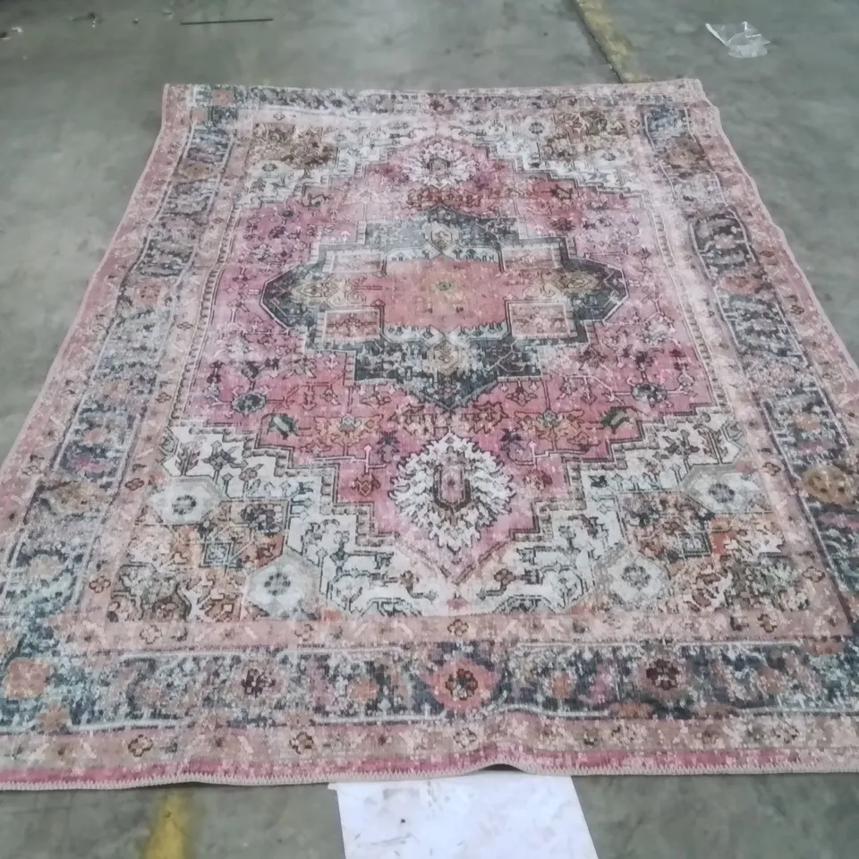 QUALITY DESIGNER AREA RUG - APPROXIMATELY 240X160CM