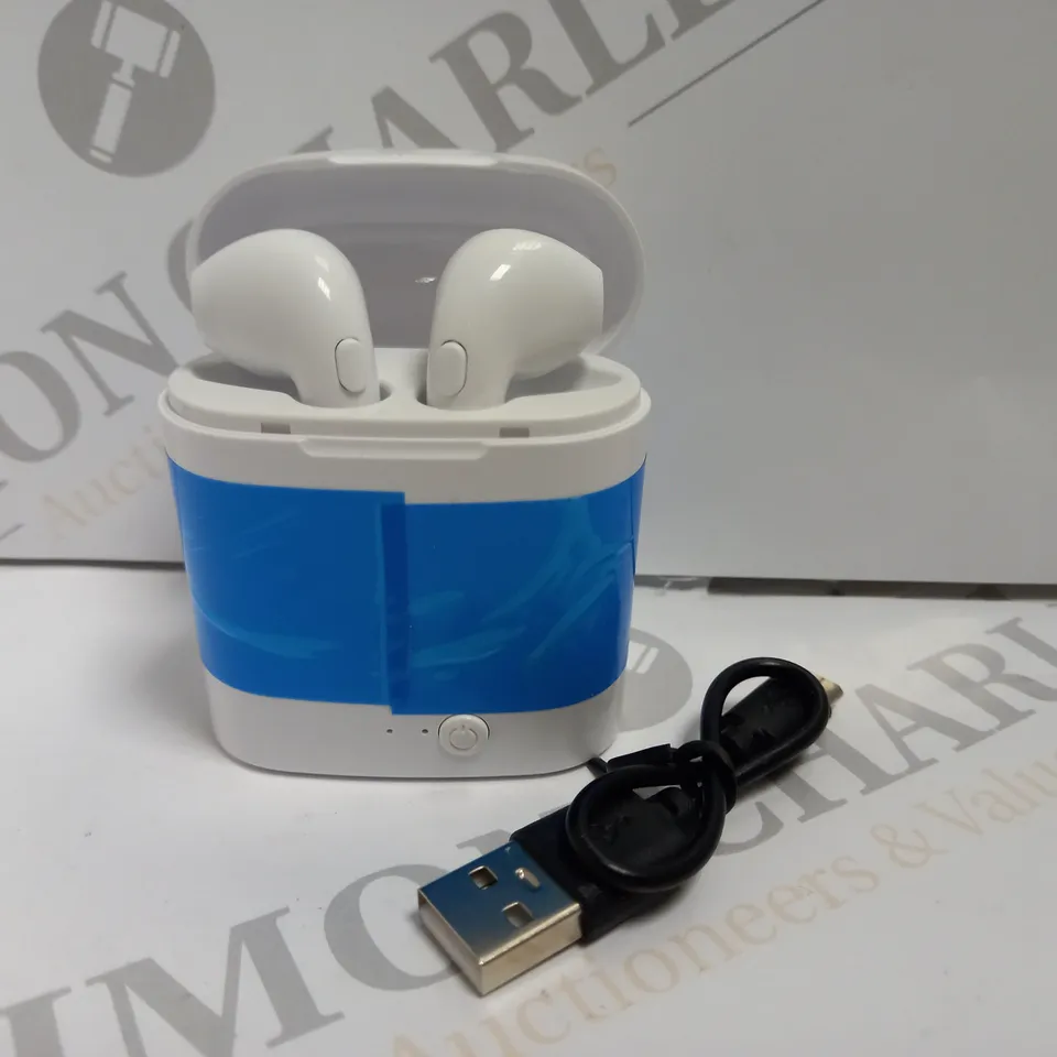 WHITE TRUE WIRELESS EARBUDS - WHITE