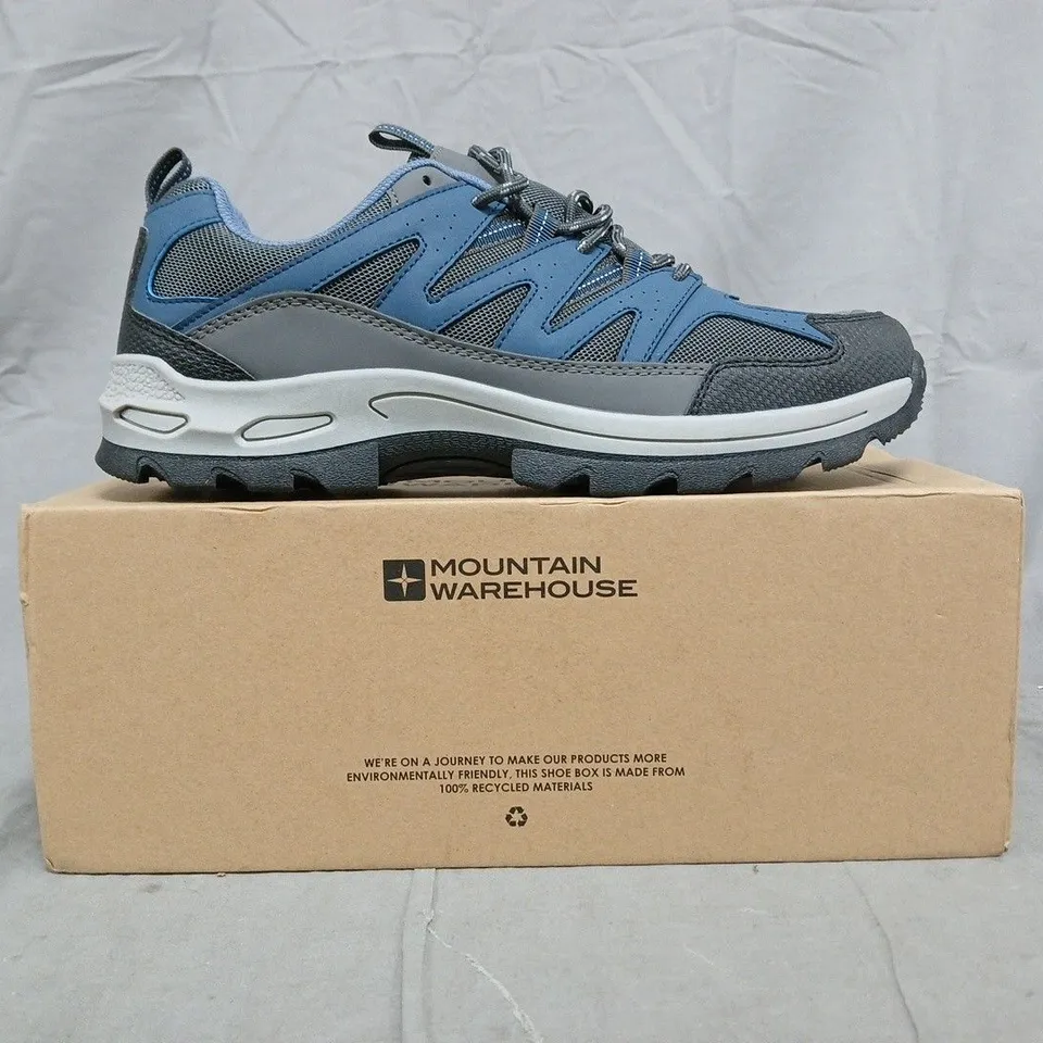 BOXED PAIR OF MOUNTAIN WAREHOUSE HIGHLINE II WALKING SHOES IN NAVY SIZE UK 11