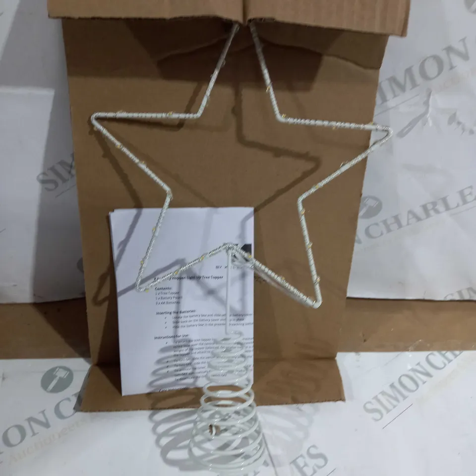 KELLY HOPPEN LIGHT UP TREE TOPPER