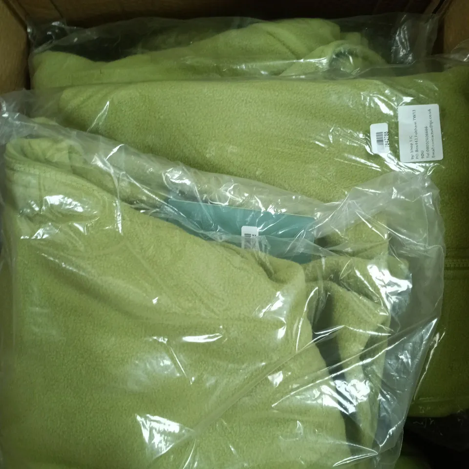 9 X LA MAREY FLEECE JACKETS - L