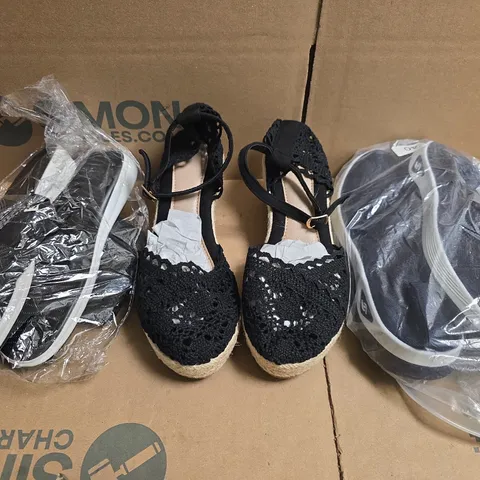 BOX OF APPROXIMATELY 15 ASSORTED PAIRS OF SHOES AND FOOTWEAR ITEMS IN VARIOUS COLOURS, STYLES, AND SIZES - COLLECTION ONLY