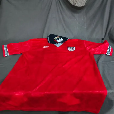 UMBRO RETRO ENGLAND FOOTBALL SHIRT, ITALIA 90. XL