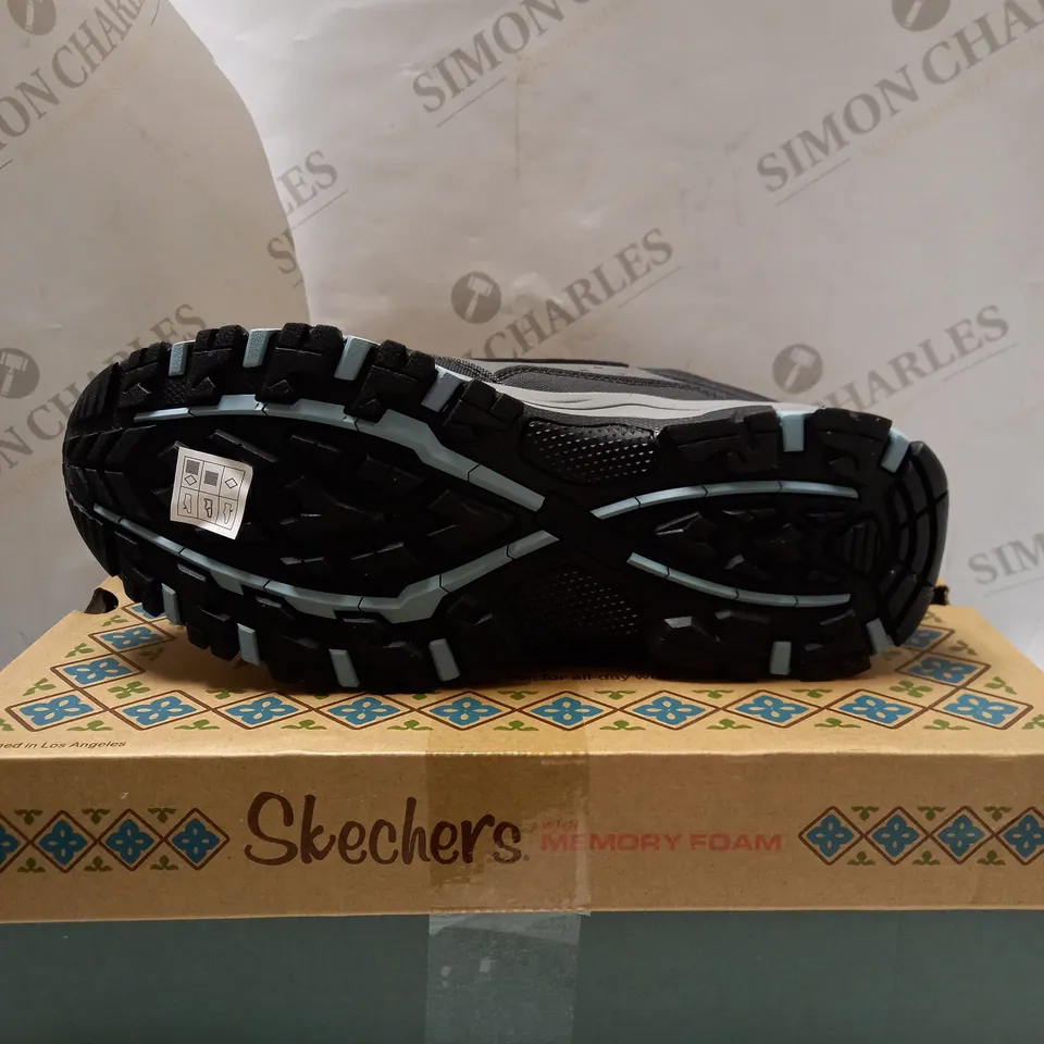 SKECHERS CHARCOAL HIKER BOOTS - SIZE 8