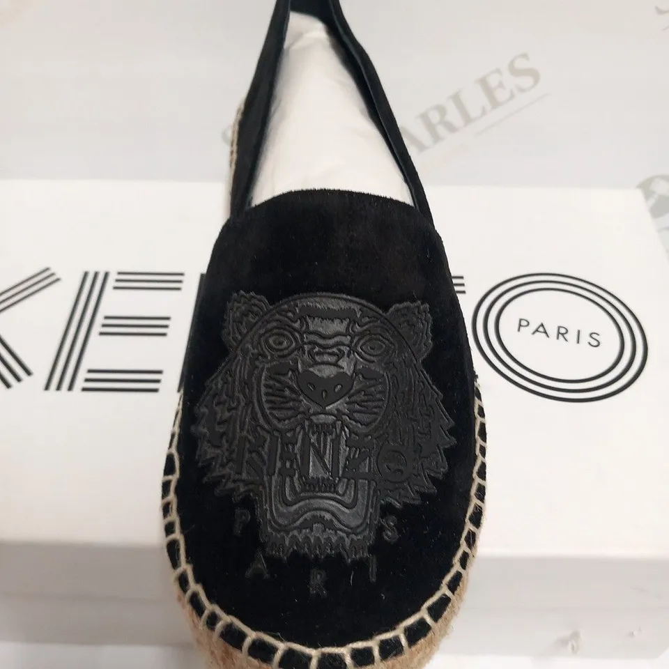 BOXED PAIR OF KENZO ESPARDRILLE BLACK SIZE 35