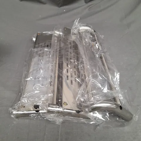 BOXED STICK ON SHELF SET IN SILVER