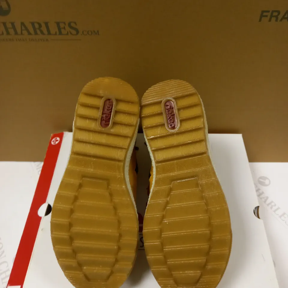 RIEKER LACE BOOT YELLOW - SIZE 6.5