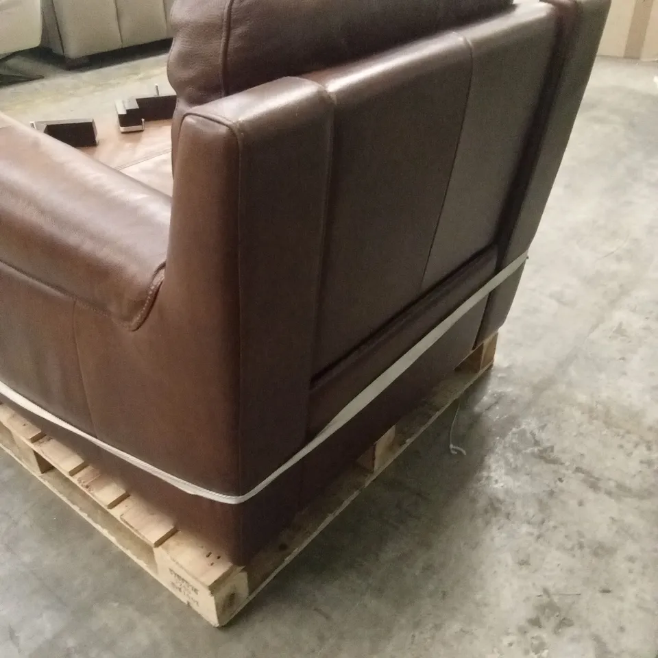QUALITY DESIGNER LEATHER RECLINER ARMCHAIR - BRANDY