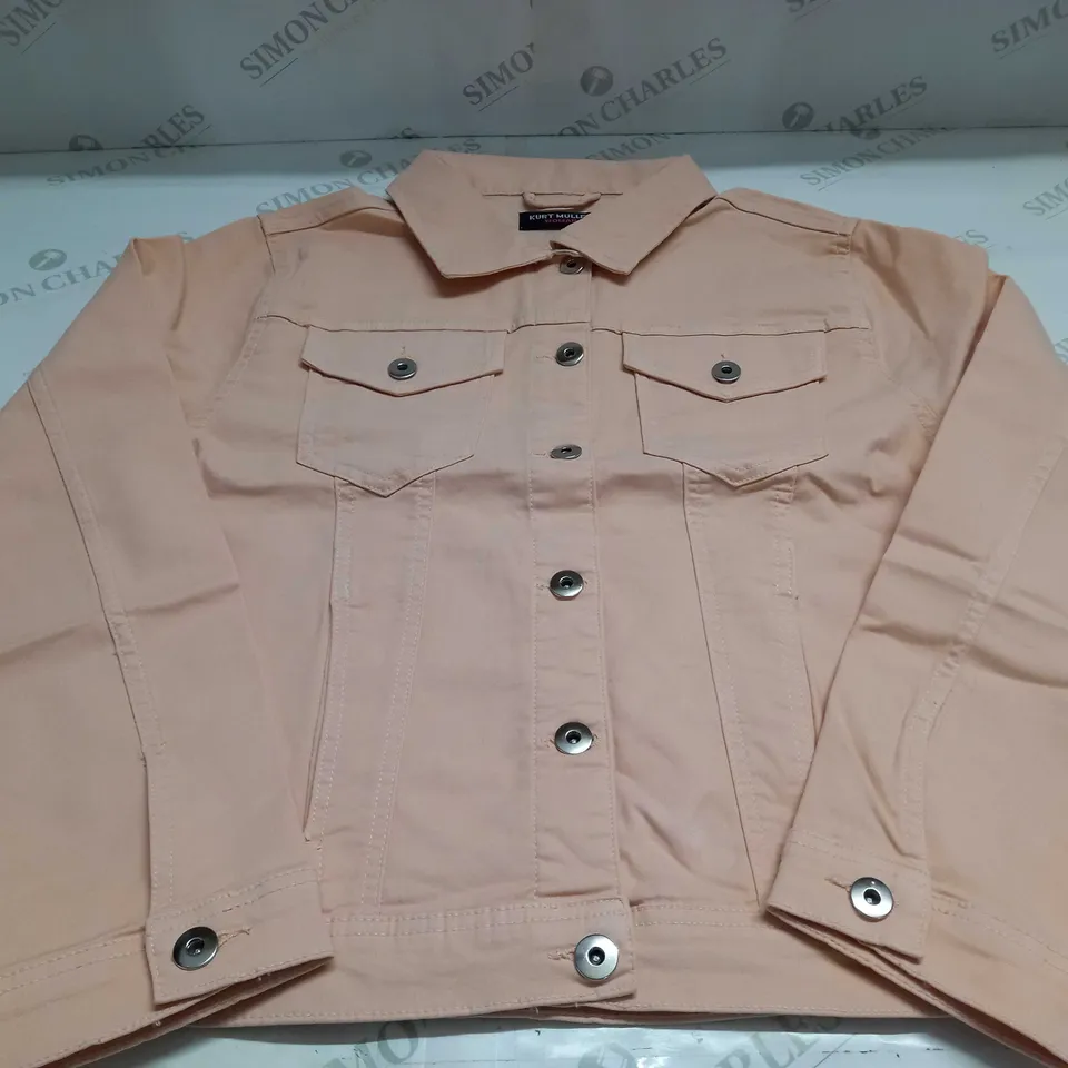 KURT MULLER WOMAN CROP FAUX DENIM JACKET IN PINK SALT - UK 16