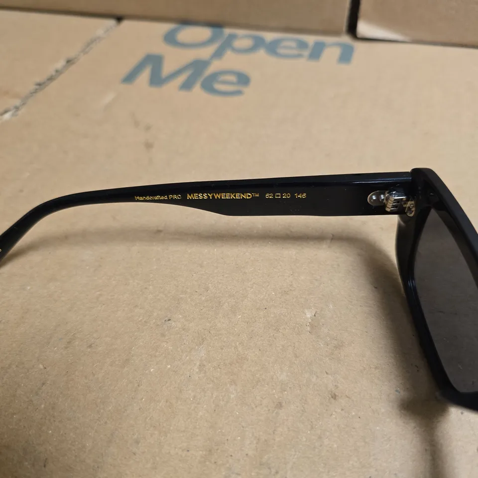 MESSYWEEKEND GRACE SUNGLASSES, BLACK ACETATE – DESIGNED IN COPENHAGEN