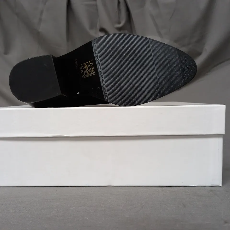 BOXED PAIR OF SOLEA JOHN SUEDE ANKLE BOOTS IN BLACK EU SIZE 36