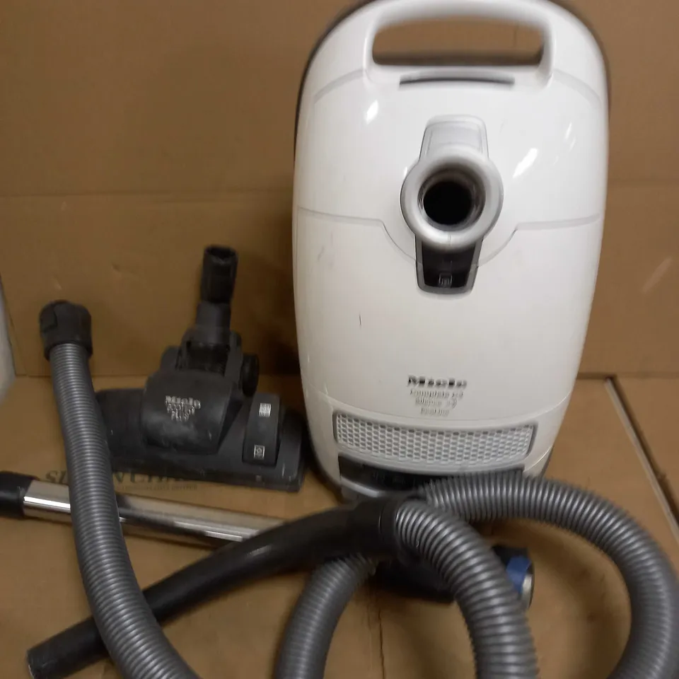 MIELE COMPLETE C3 SILENCE ECOLINE BAGGED VACUUM CLEANER