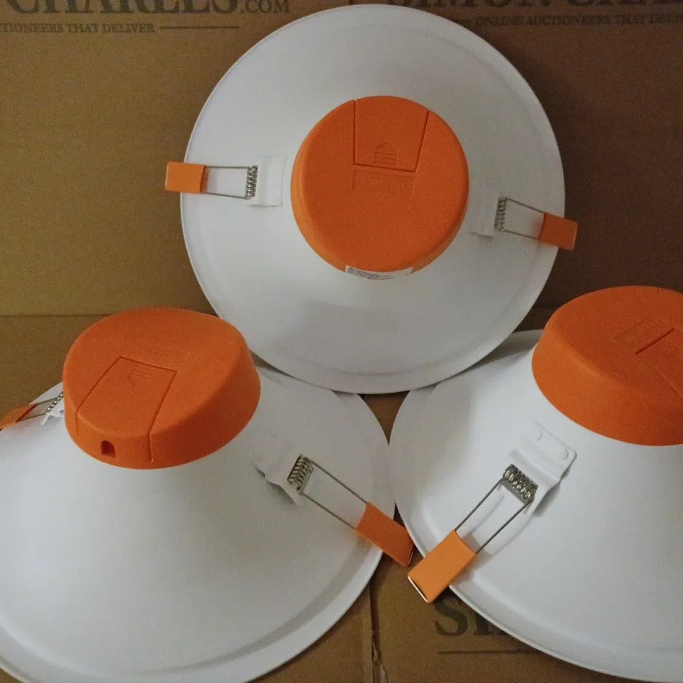 LOT OF 3 BRAND NEW LED ROUND 20W DOWNLIGHT 4K (WL79300-4K)