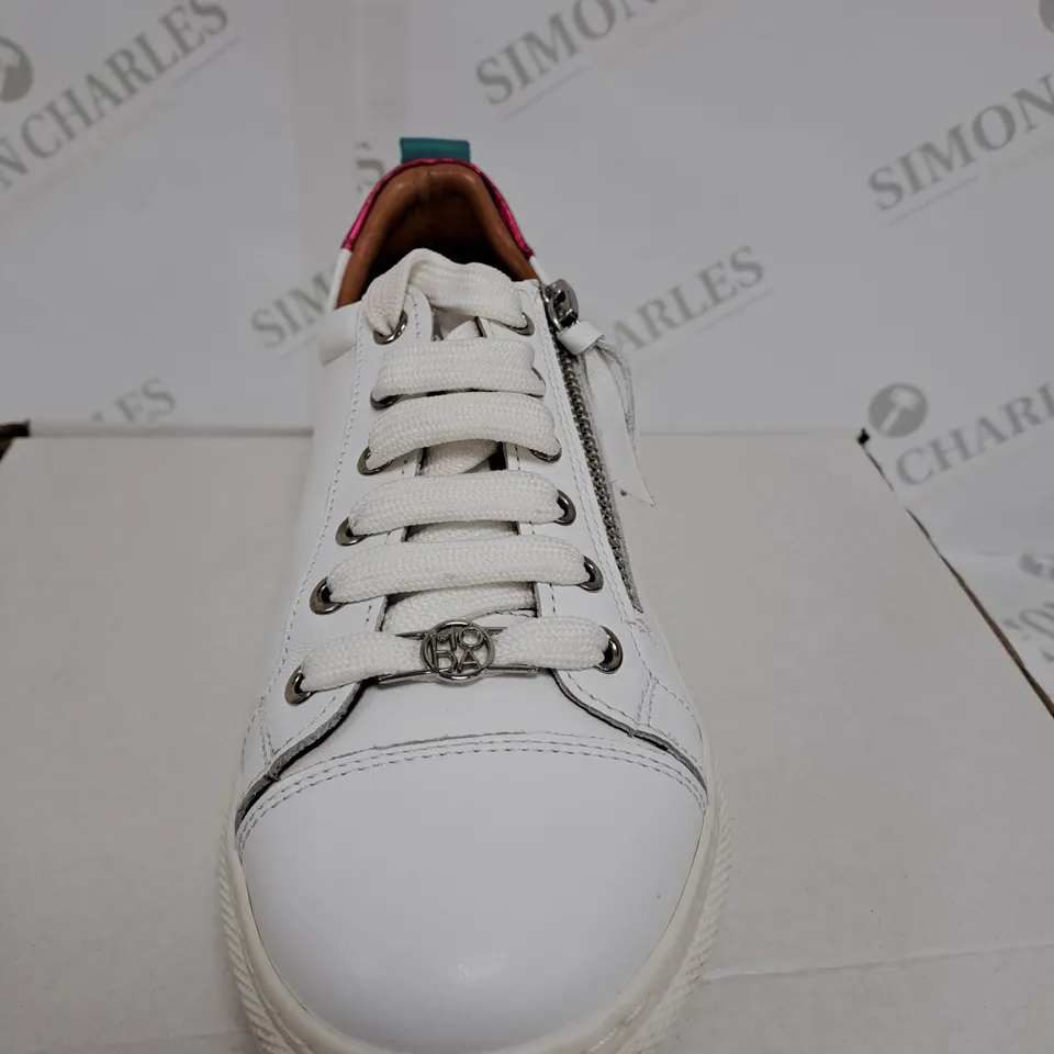 MODA IN PELE MIP ASINDA TRAINER WHITE LEOPARD PRINT SIZE 5