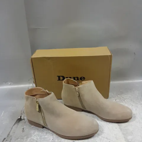 BOXED PAIR OF DUNE LONDON PANDIAS SAND - SUEDE SIZE ZIP BOOT SIZE 8