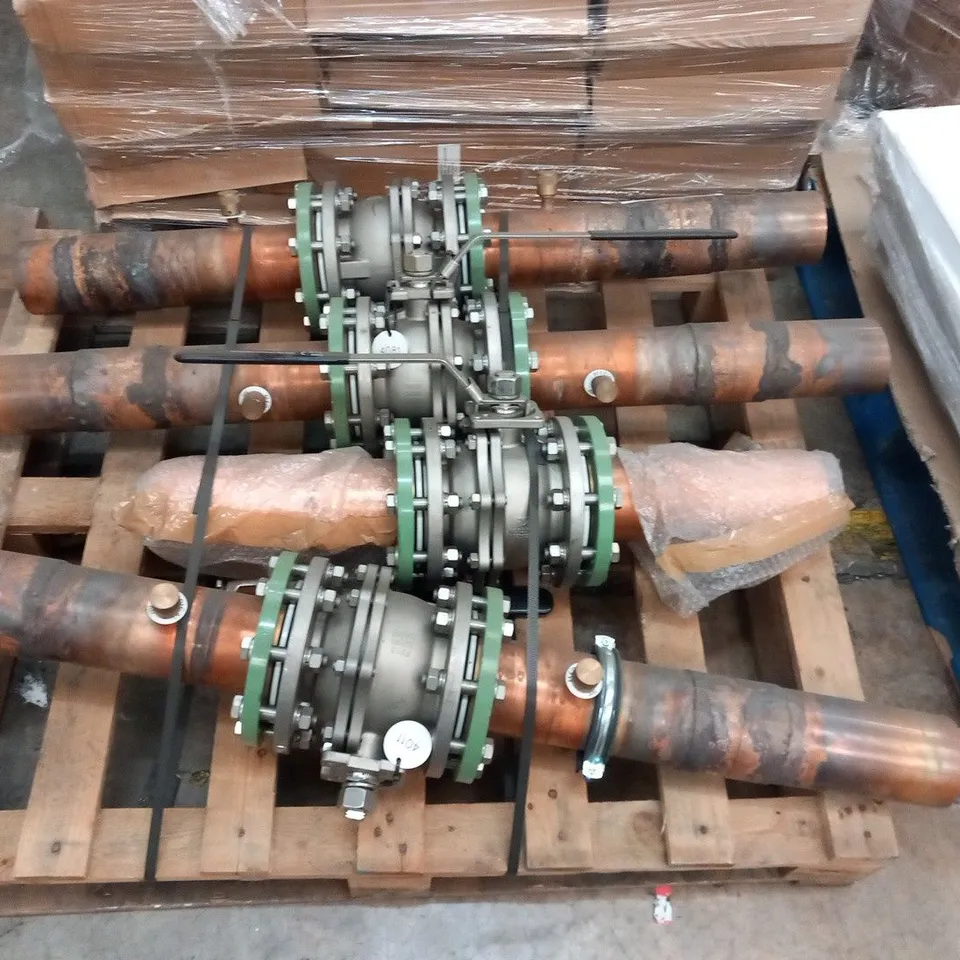 PALLET OF 4 LARGE PRESSURE VALVES