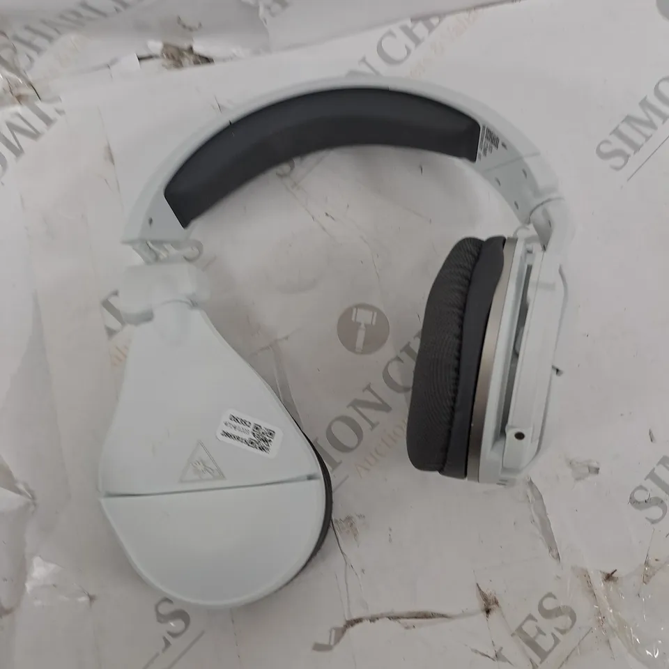 TURTLE BEACH STEALTH 600 GEN 2 USB WIRELESS XBOX HEADSET WHITE - BROKEN