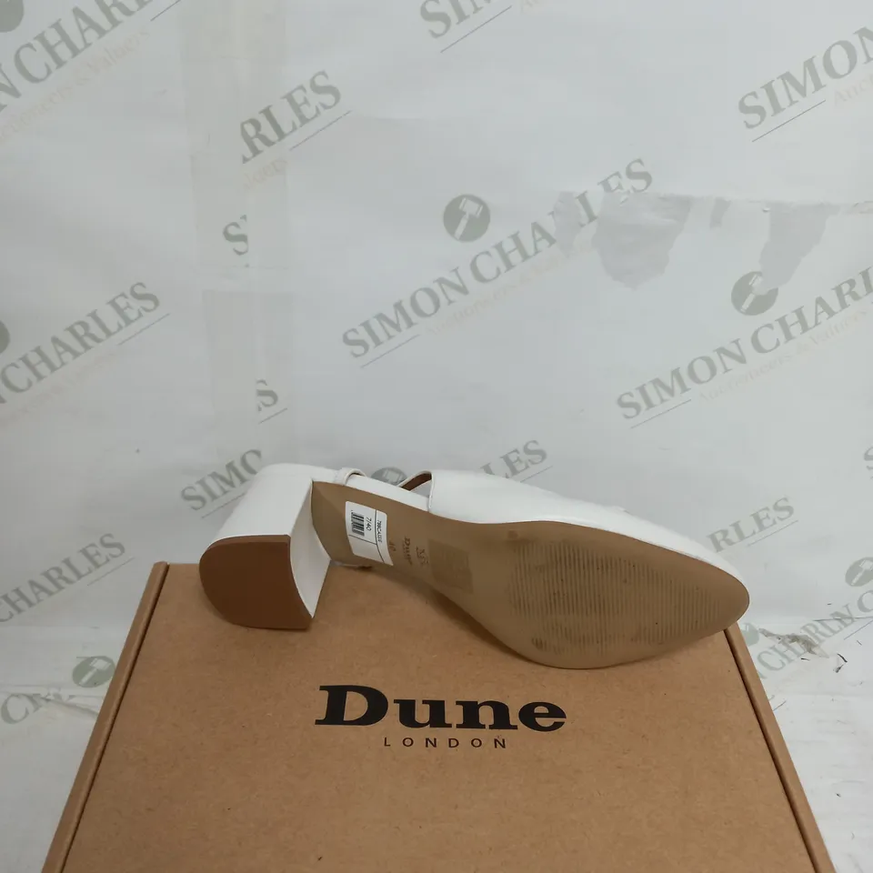 BOXED DUNE LONDON CASSIE WHITE LEATHER SNAFFLE OPEN COURT SIZE 7 