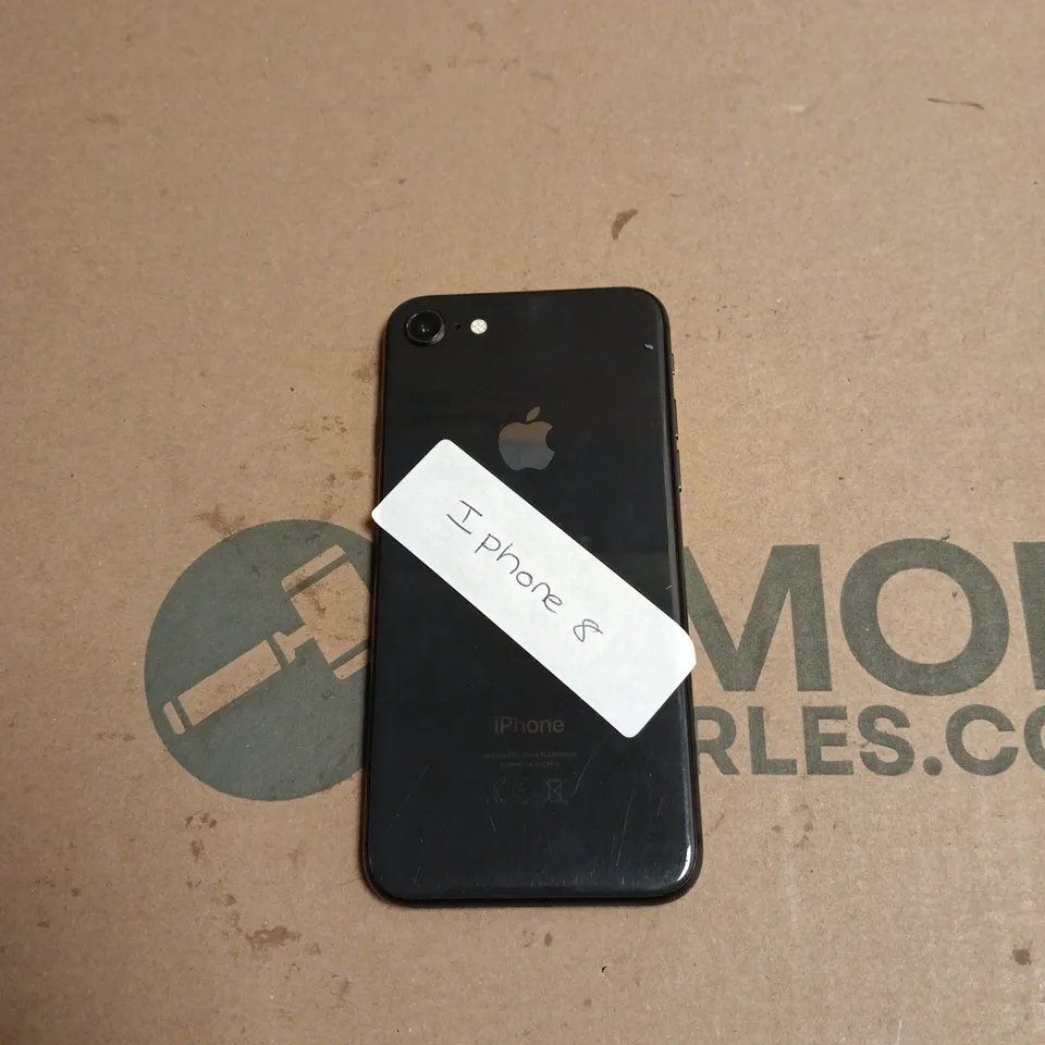 APPLE IPHONE 8 UNBOXED