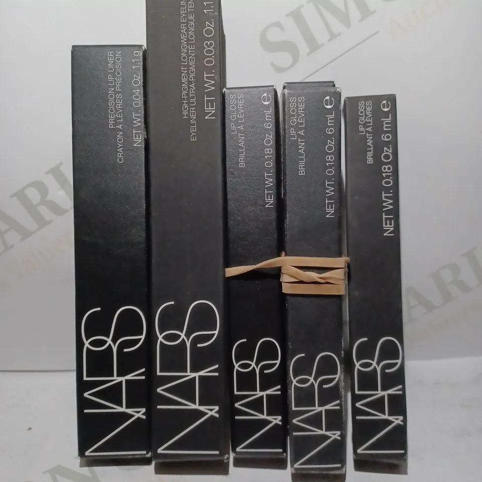 LOT OF APPROX 12 ASSORTED NARS PRODUCTS TO INCLUDE LIP GLOSS #CHIHUAHUA. LIP LINER #PORT GRIMAUD, LIP GLOSS #ORGASM, ETC 