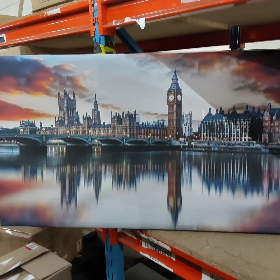 STUNNING REFLECTIONS OF THE HOUSES OF PARLIAMENT - WRAPPED CANVAS 