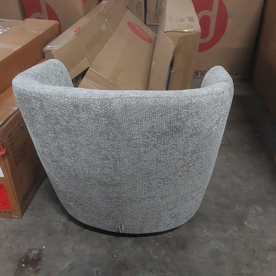 DANETTI NATALIA SWIVEL ACCENT CHAIR IN LIGHT GREY CHUNKY WEAVE FABRIC