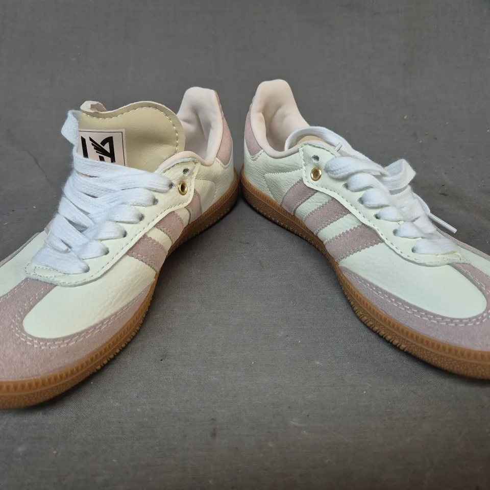 PAIR OF ADIDAS LOS ANGELES SHOES IN CREAM/TAUPE UK SIZE 5.5