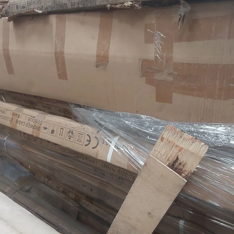 PALLET CONTAINING A LARGE QUANTITY OF ASSORTED BATHROOM FURNITURE PARTS INCLUDING: SHOWER CABINS ECT