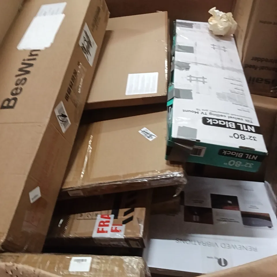 PALLET OF ASSORTED ITEMS INCLUDING - FLOATING SHELVES, DESKTOP STAND, CHARGING CABLE 