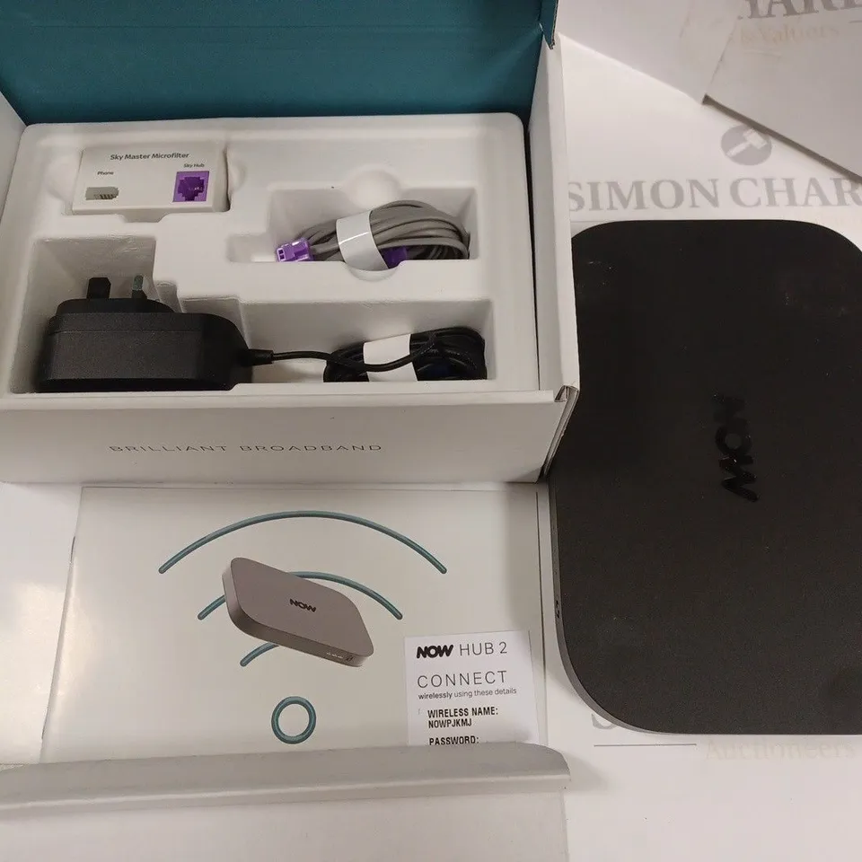 BOXED NOW HUB 2 ROUTER