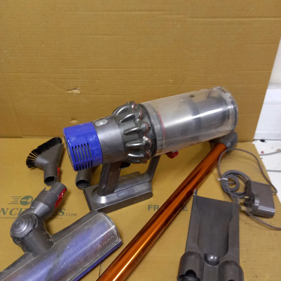 DYSON CORDLESS VACUUM CLEANER 