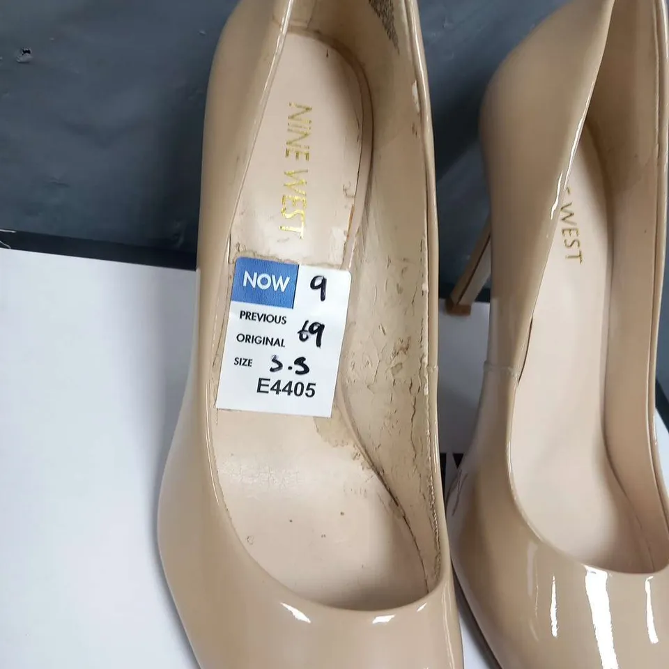 BOXED NINE WEST FLAX NUDE PATENT COURTS SIZE 3.5