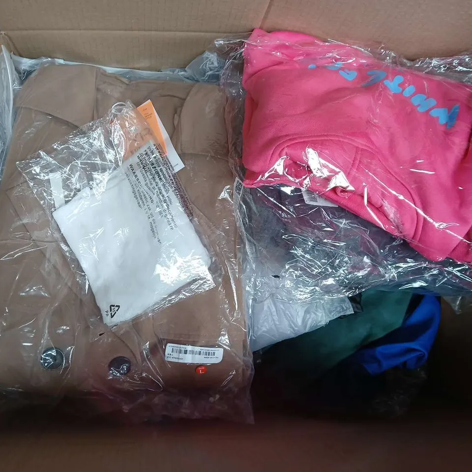 LARGE BOX OF ASSORTED CLOTHING ITEMS IN VARIOUS SIZES, STYLES AND COLOUR 