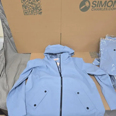 BOX OF APPROXIMATELY 20 LA MAREY BLUE COATS SIZE LARGE 