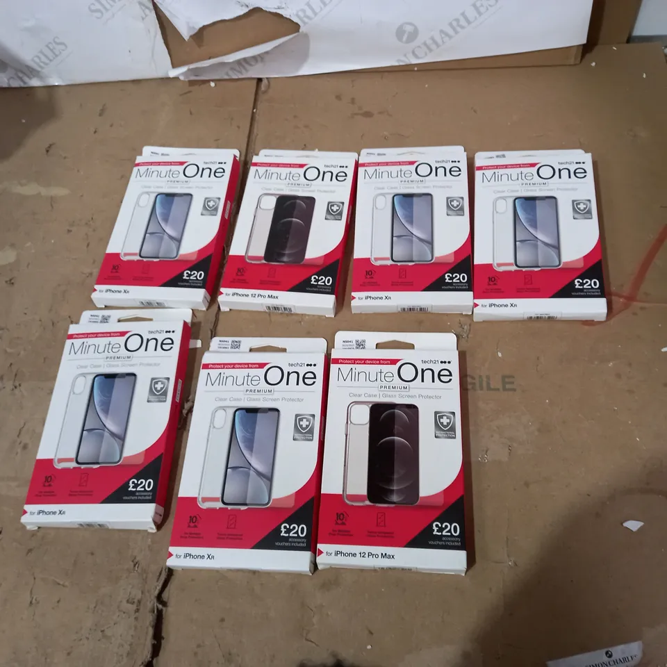 LOT OF 7 TECH 21 MINUTE ONE CLEAR IPHONE XR, IPHONE 12 PRO MAX CASES