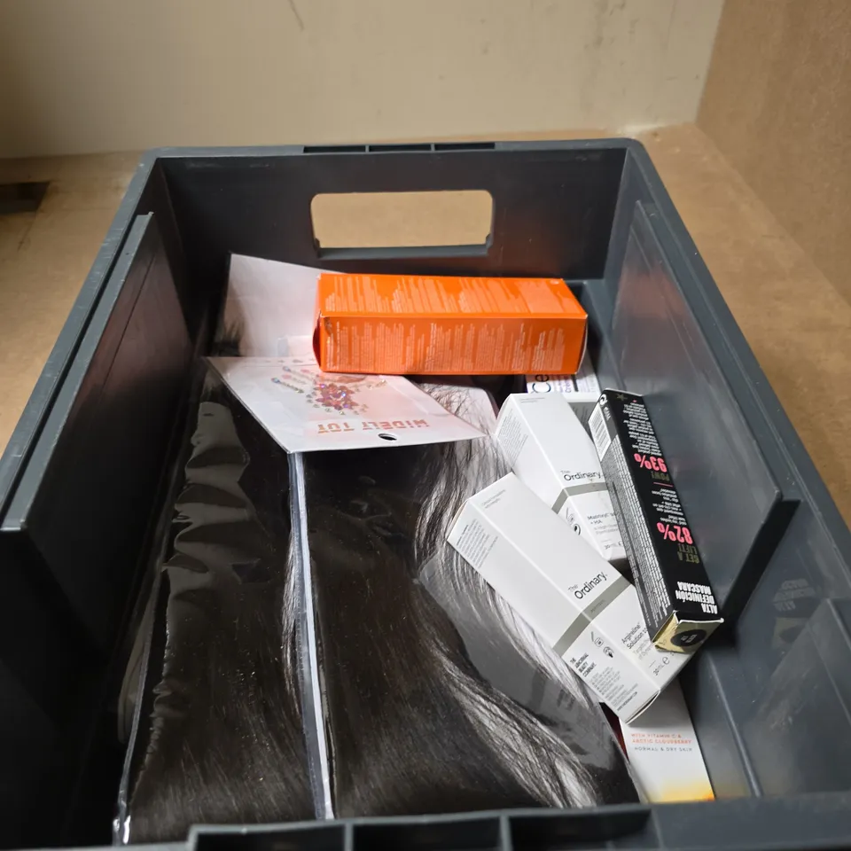 APPROXIMATELY 20 ASSORTED COSMETIC ITEMS INCLUDING REVOLUTION WATER CREAM L'OREAL REVITALIFT CREAM AND LANCASTER GOLDEN TAN MAXIMIZER