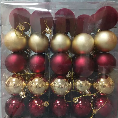 TREE FILLER SET OF 50 BAUBLES - RED AND GOLD