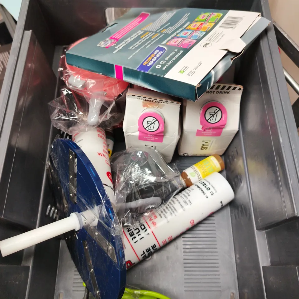 APPROXIMATELY 15 ASSORTED HOUSEHOLD PRODUCTS TO INCLUDE INCENSE SMOL WASHING UP LIQUID, BUZZ GLASS CLOTH AND GENERAL PURPOSE ADHESIVE