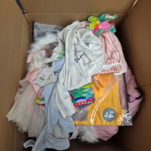 BOX OF APPROXIMATELY 25 ASSORTED KIDS CLOTHING ITEMS TO INCLUDE - TOP , SHORTS , T-SHIRT ETC - COLLECTION ONLY