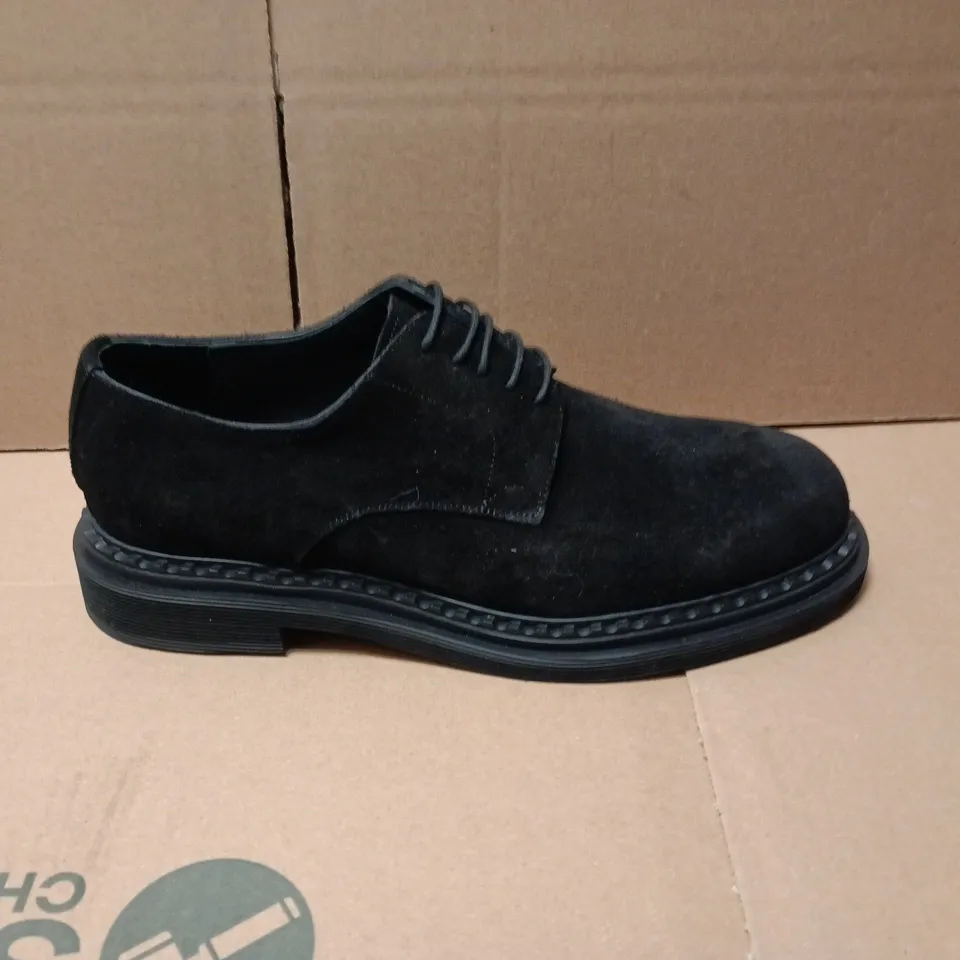 DOLCE & GABBANA BLACK SUEDE DERBY SHOES – MEN'S, SIZE 10