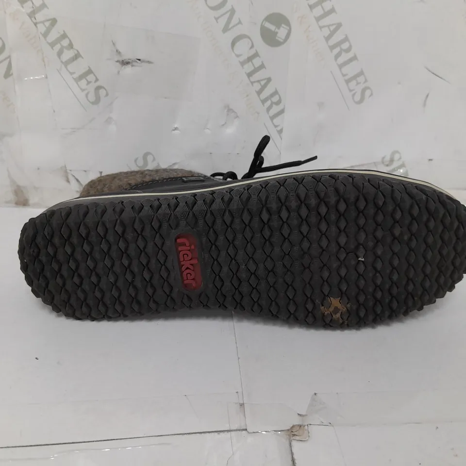 PAIR OF RIEKER LACE UP BOOTS IN BLACK SIZE 6