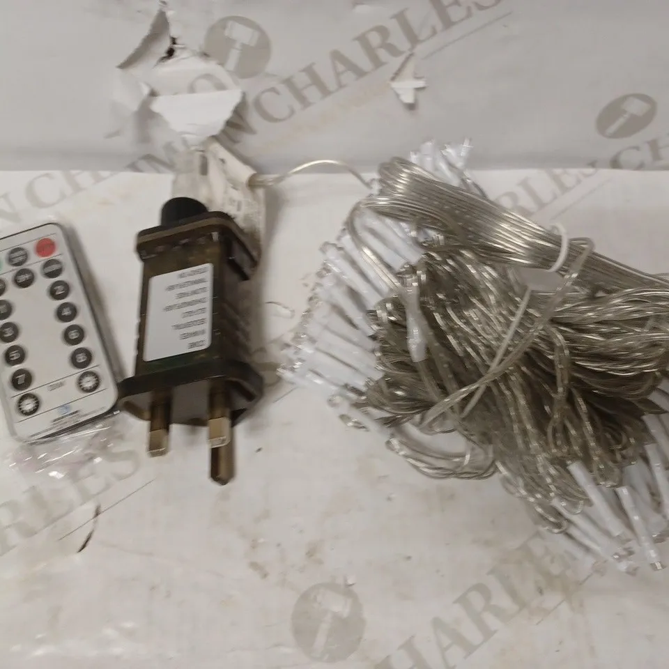 WATERPROOF STRING LIGHTS WITH REMOTE