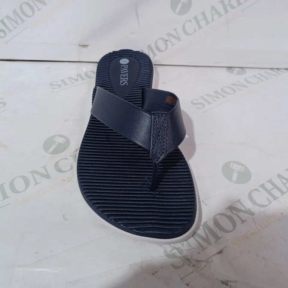 BOXED PAIR OF PAVERS OPEN TOE T-STRAP SANDALS IN NAVY EU SIZE 36