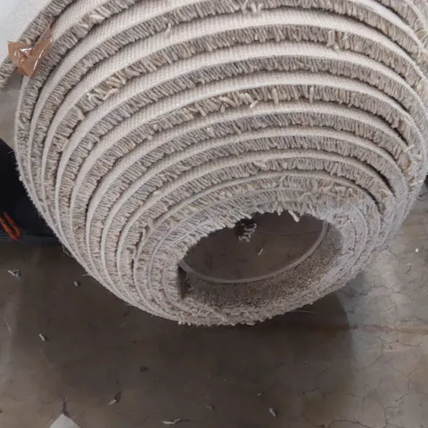 ROLL OF QUALITY DIMENSIONS HEATHERS CRESTA CARPET APPROXIMATELY 5M × 8.4M