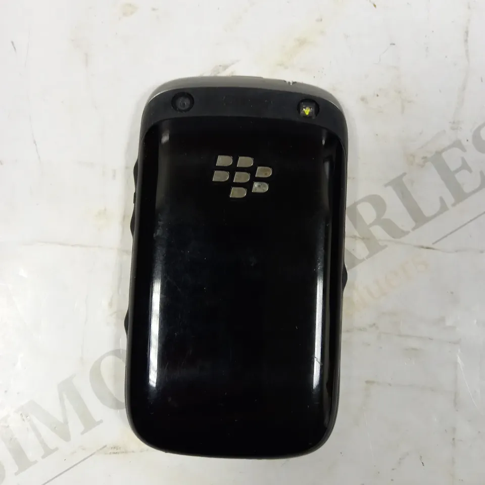 BLACKBERRY CURVE 9320 MOBILE PHONE	