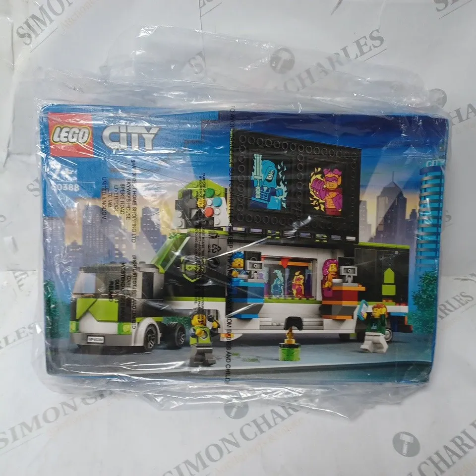 LEGO CITY GAMING TOURNAMENT TRUCK  RRP £32.99