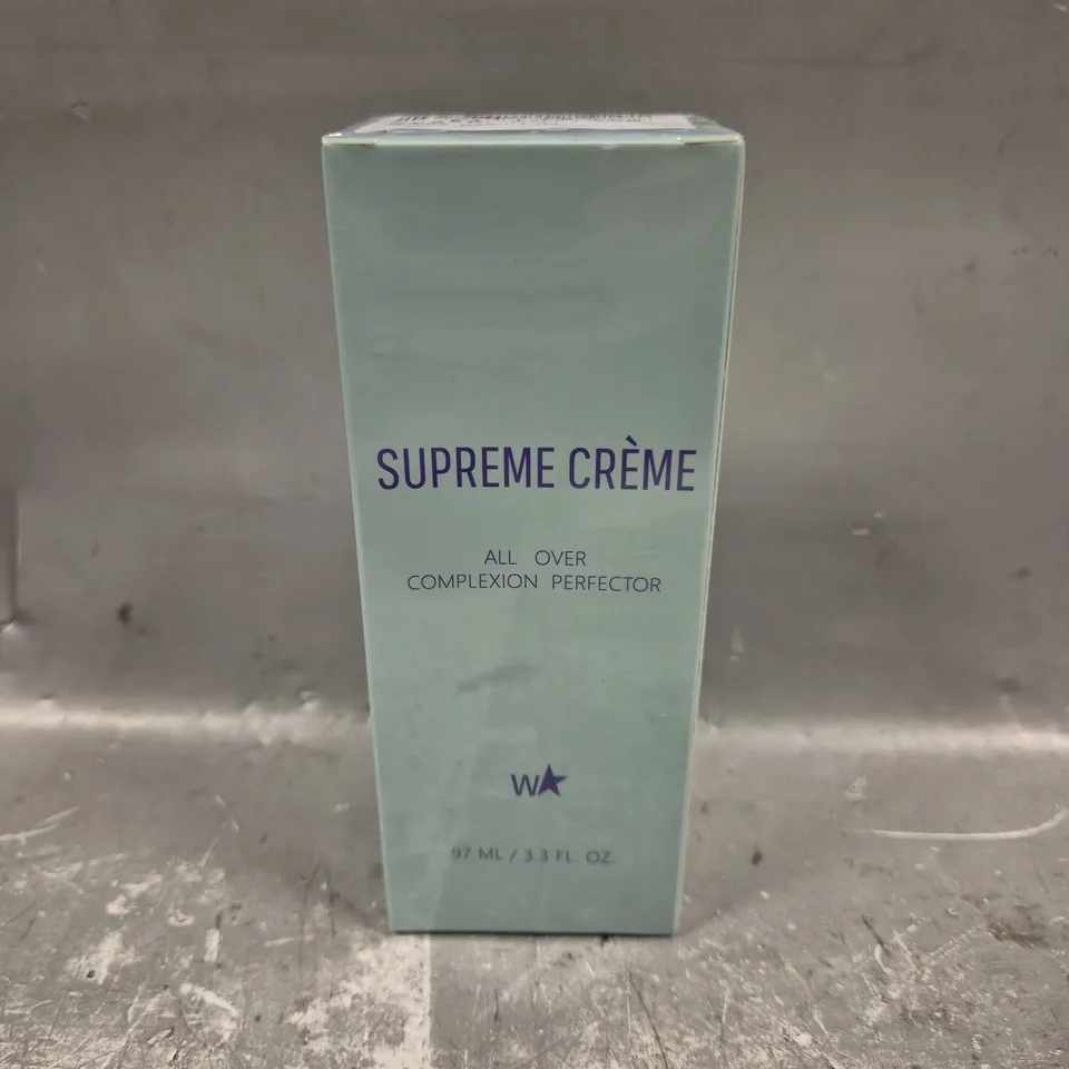 APPROXIMATELY 30 BOXED SUPREME CRÈME ALL OVER COMPLEXION PERFECTORS