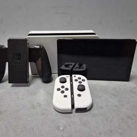 NINTENDO SWITCH OLED GAMING CONSOLE 