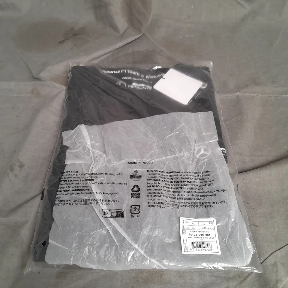 AMG PETRONAS FORMULA ONE SMALL LOGO TEE IN BLACK SIZE XL
